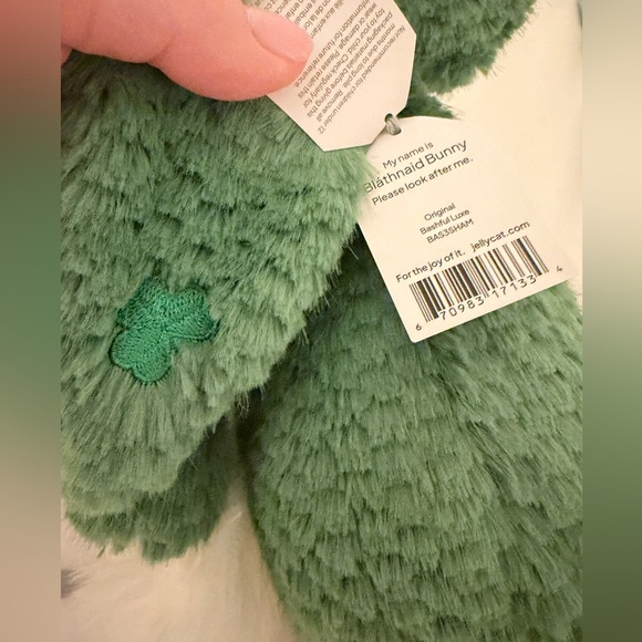 Jellycat Bláthnaid Bunny - Ireland Exclusive - Picture 5 of 6